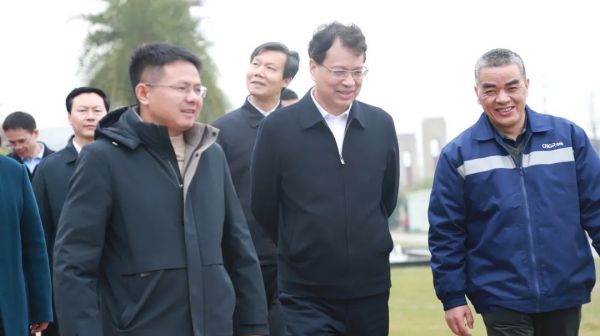 成绩突飞猛进 | 时隔两年，贵州省副省长郭锡文再访聚鑫汇