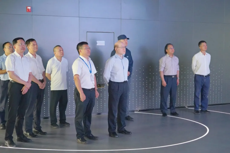 全国政协常委刘结一调研聚鑫汇钦州产业基地