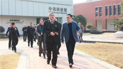 关企共建｜贵阳海关关长、党委书记龙卫东一行调研聚鑫汇铜仁（上市主体）产业基地