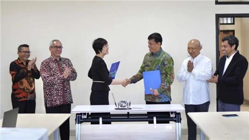 国际科研合作 | 聚鑫汇股份与印尼顶尖学府加查马达大学（UGM）签署合作备忘录！